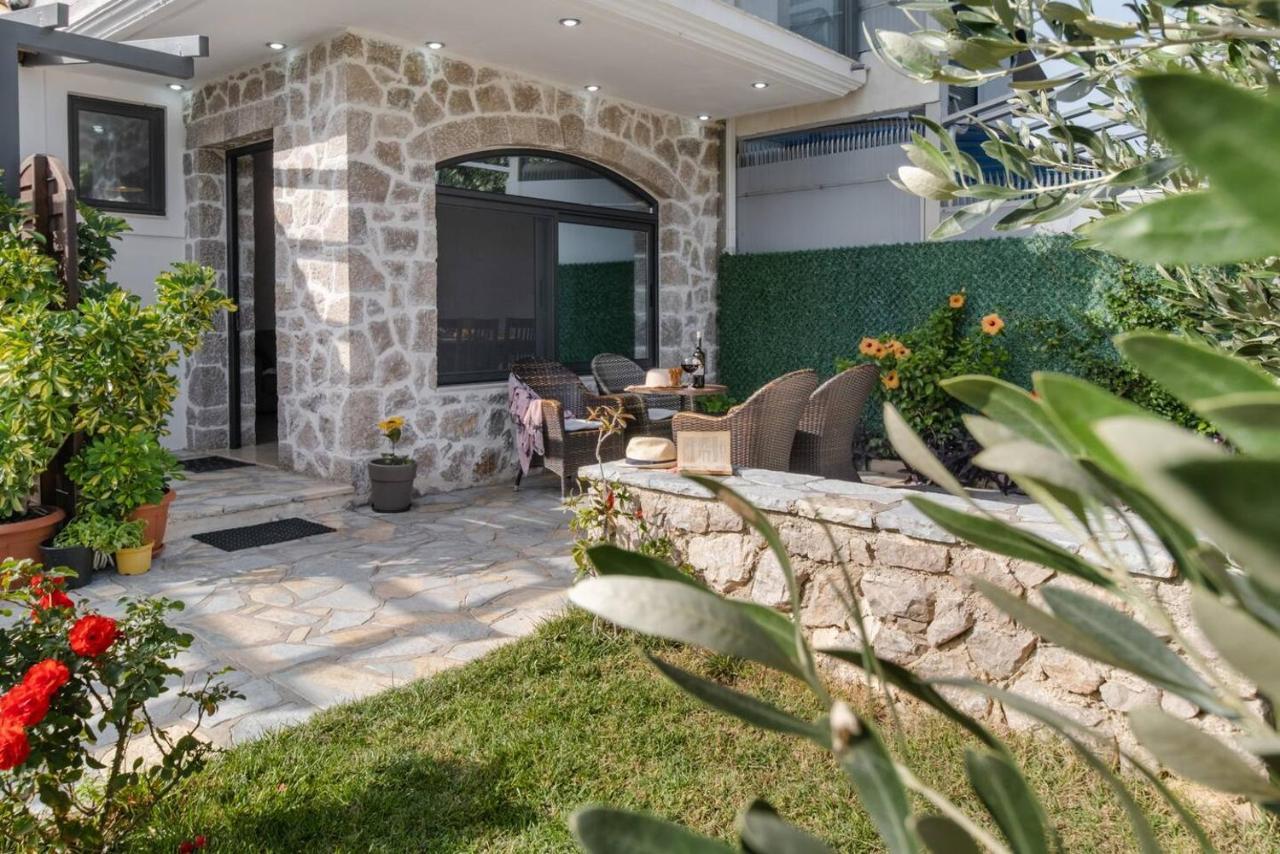 Villa On The Sea Agia Marina  Bagian luar foto